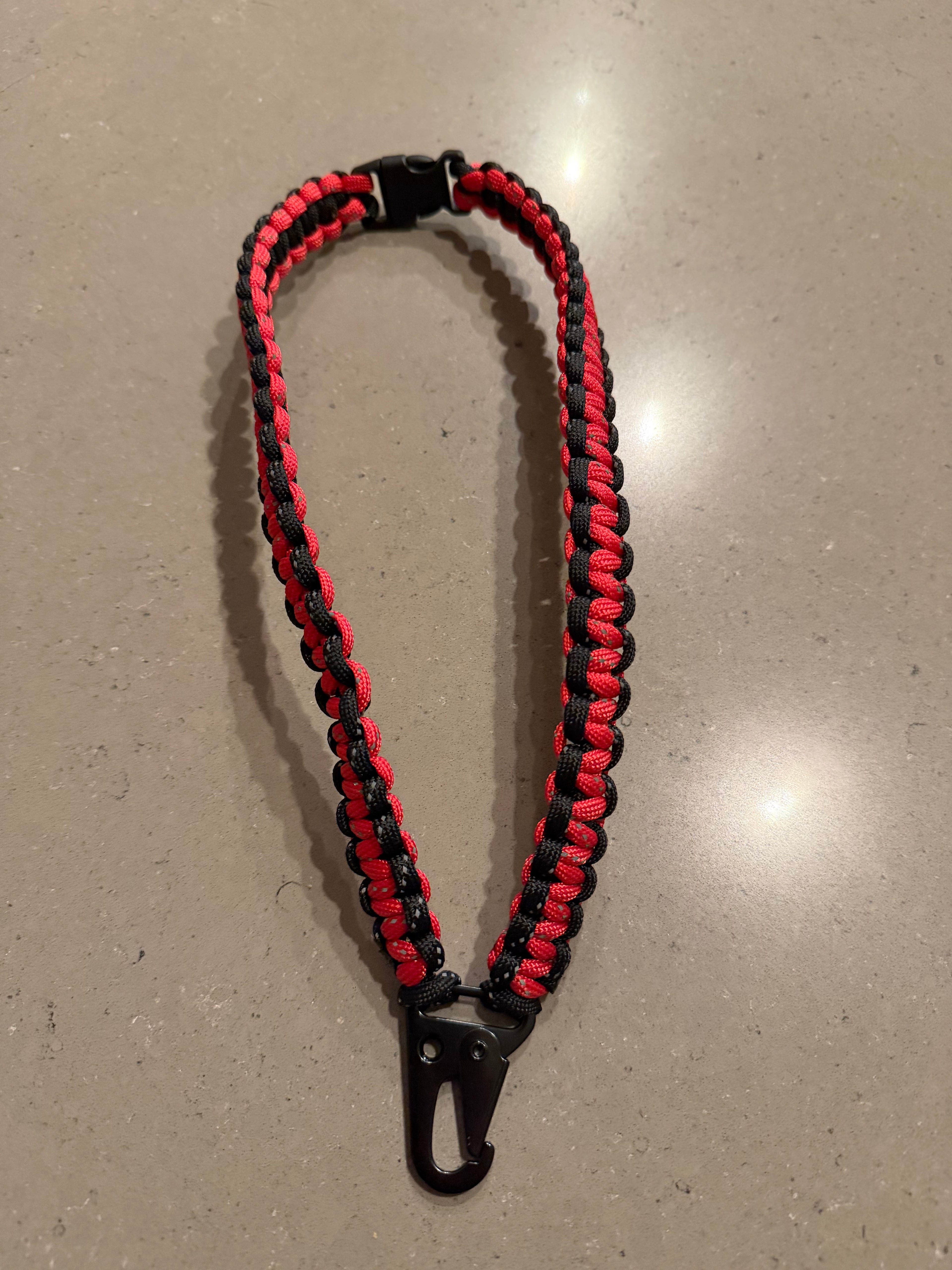 Cobra Lanyard - Black/Red